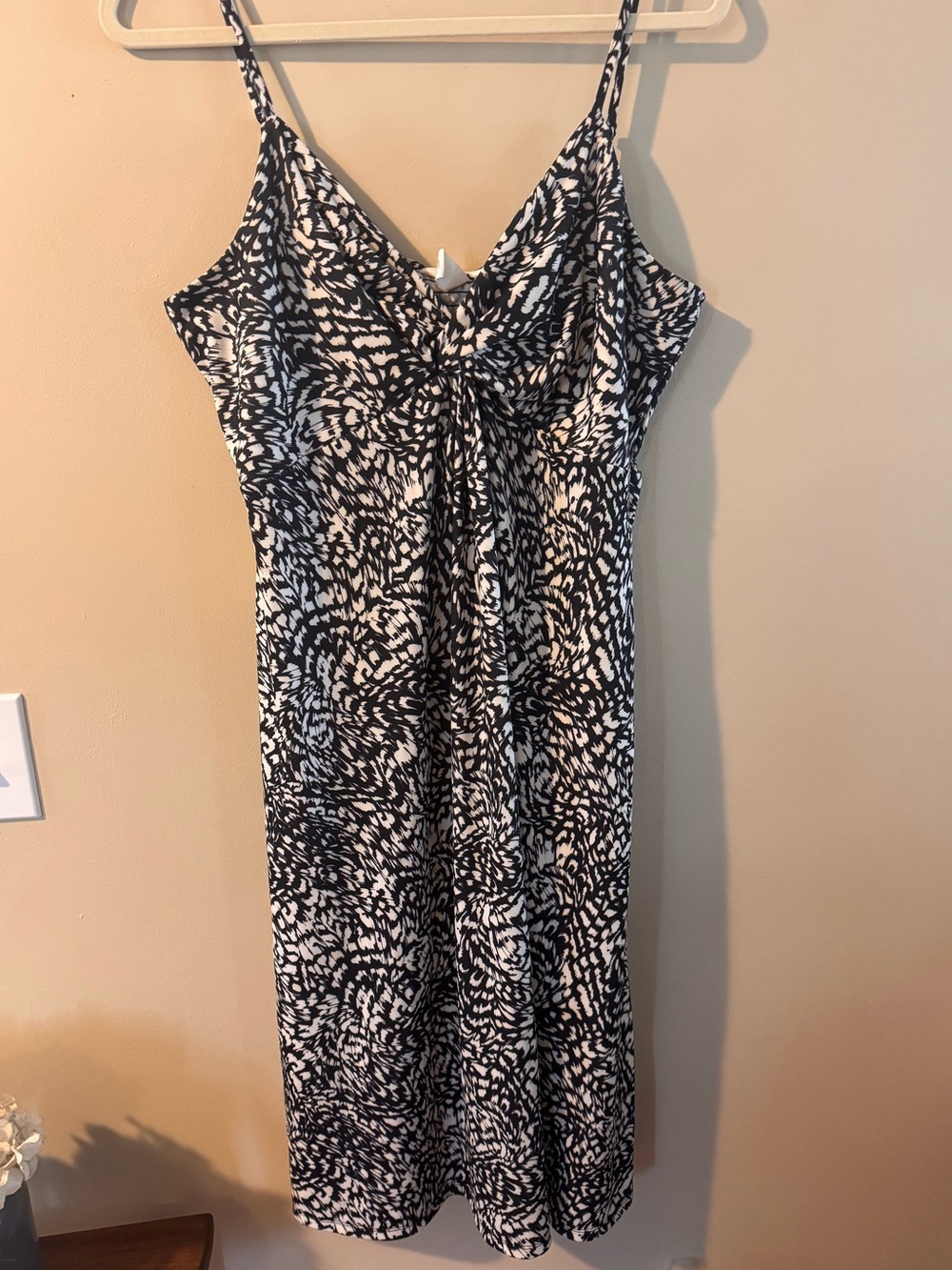 H&M Black & White Printed Midi Dress - Women size large